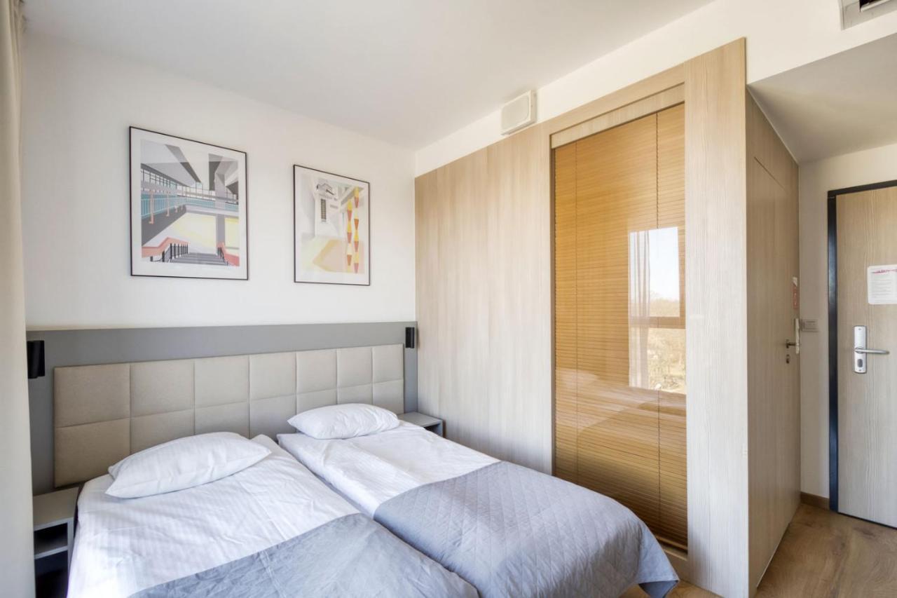 404 Rooms Wolska Apartament Варшава Екстер'єр фото